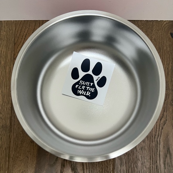 YETI Boomer 8 Dog Bowl, Bimini Pink- NWT - Picture 3 of 8